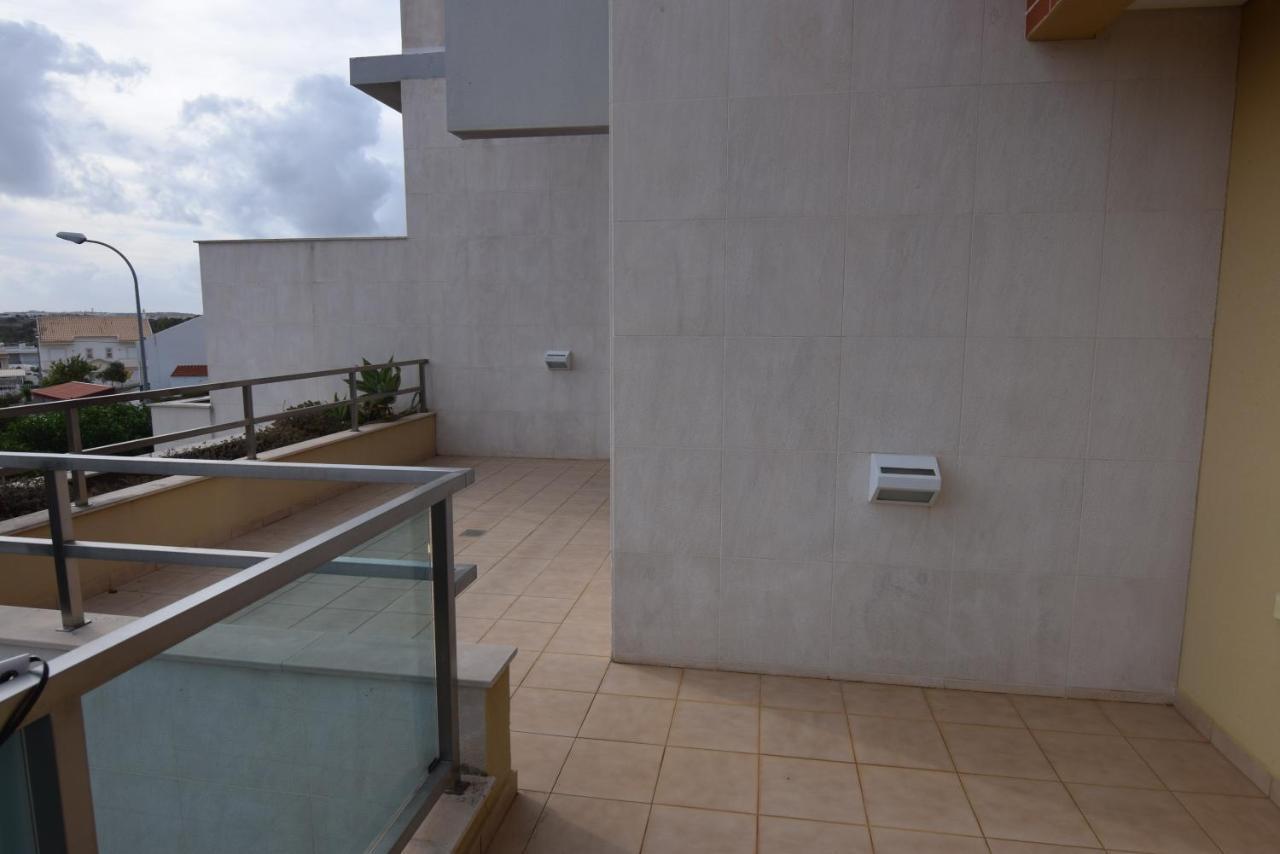 Cozy Villa With Pool And Barbecue Albufeira Eksteriør bilde