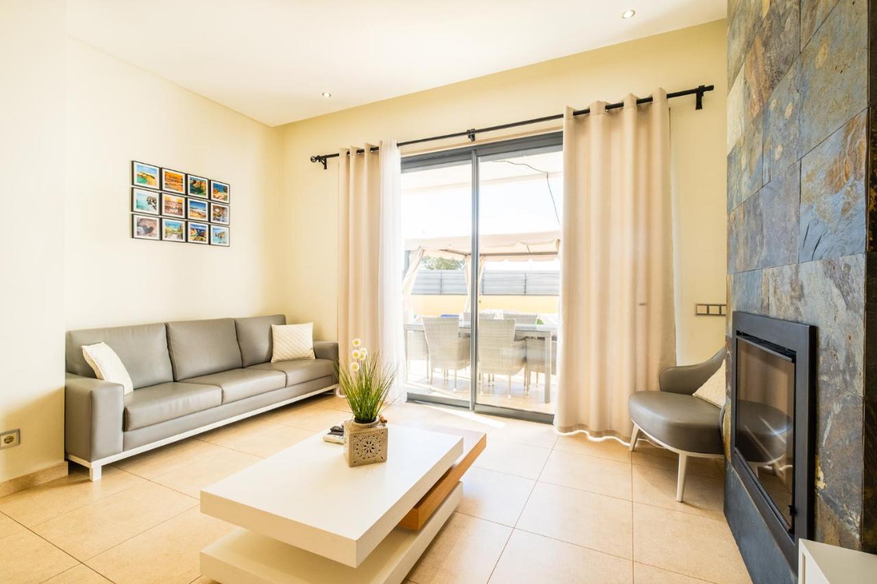 Cozy Villa With Pool And Barbecue Albufeira Eksteriør bilde