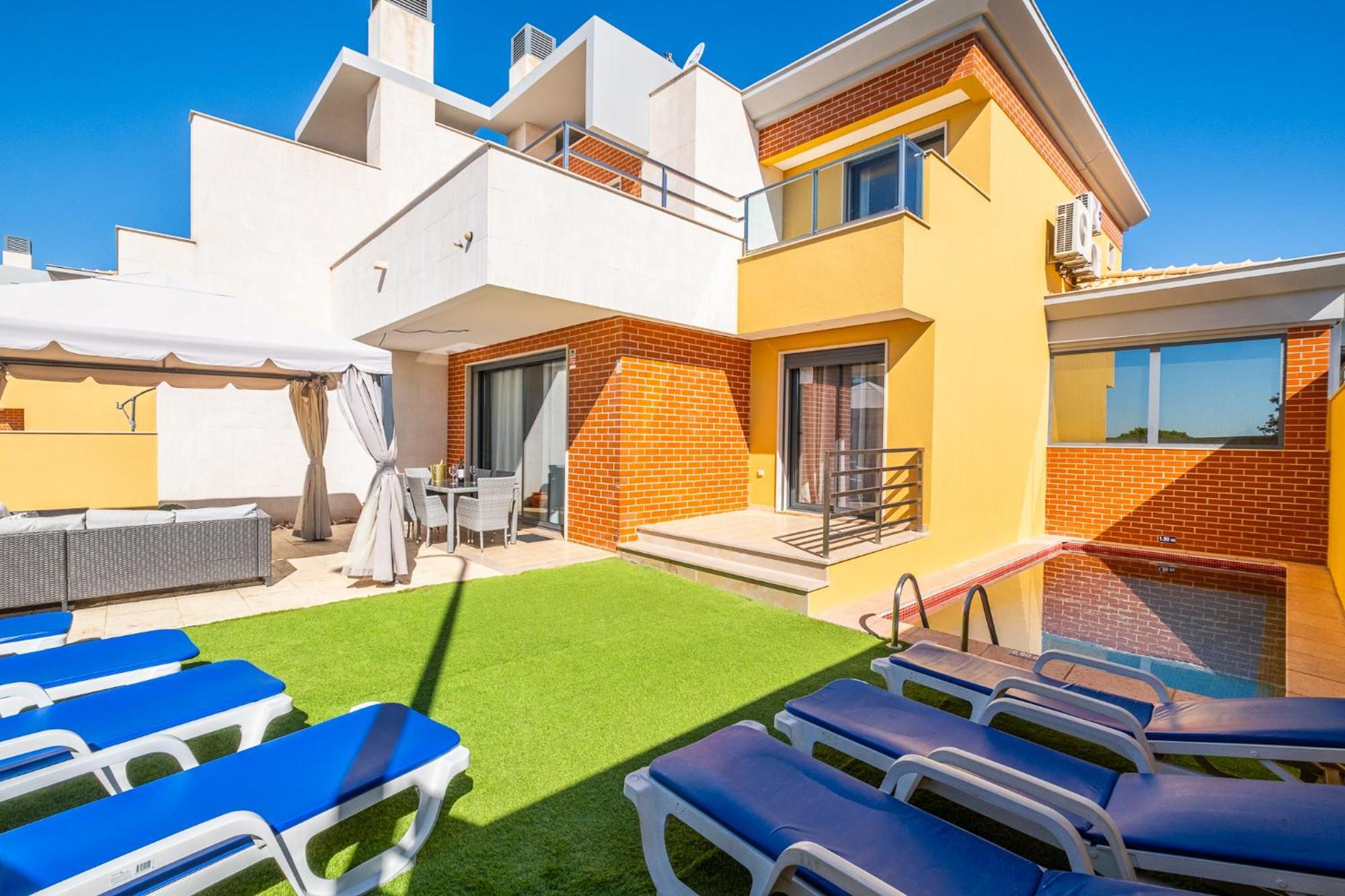Cozy Villa With Pool And Barbecue Albufeira Eksteriør bilde